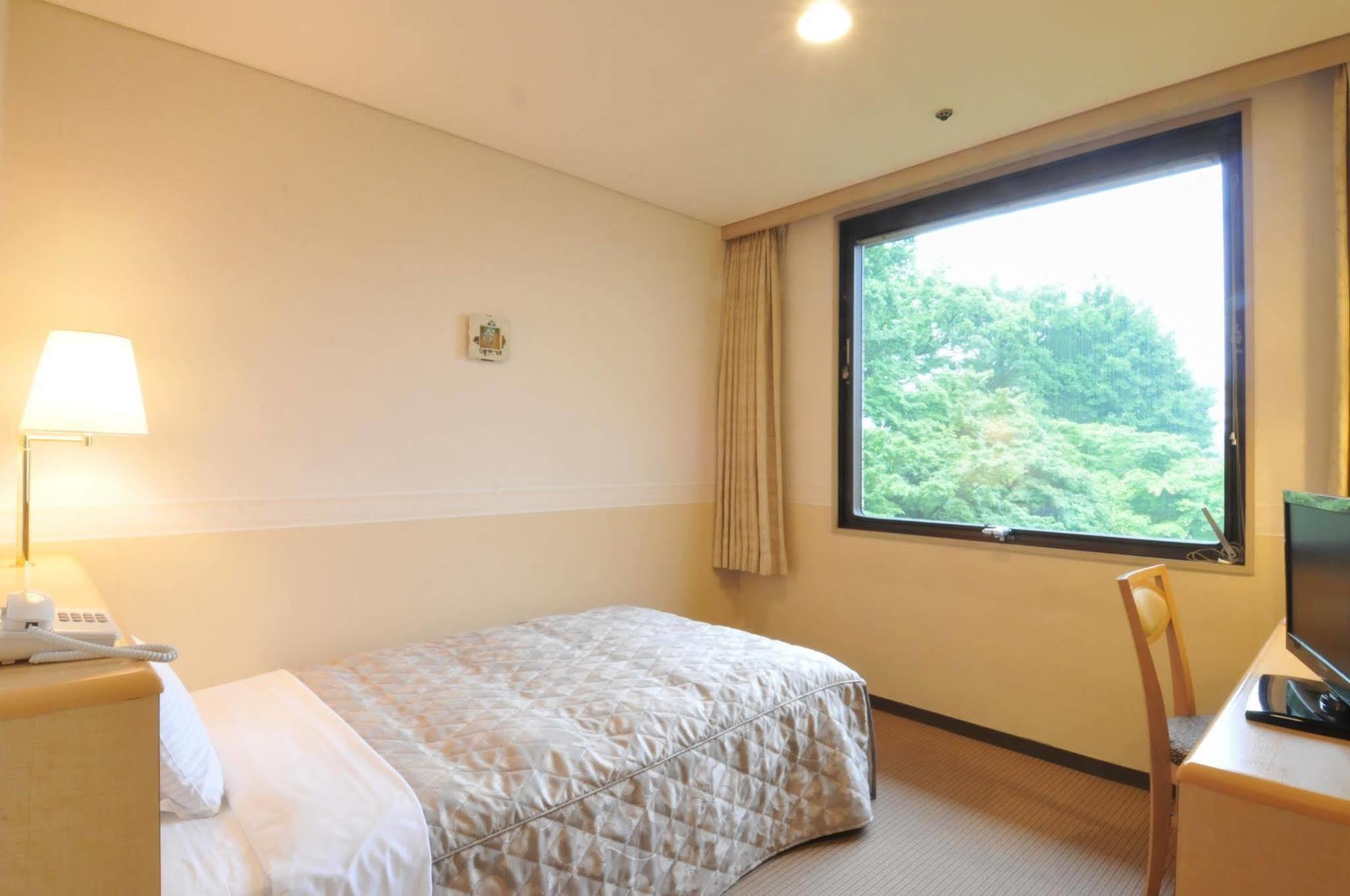 Gosho Nishi Kyoto Heian Hotel מראה חיצוני תמונה